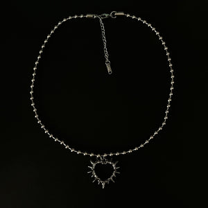 “Spiky heart” ball chain