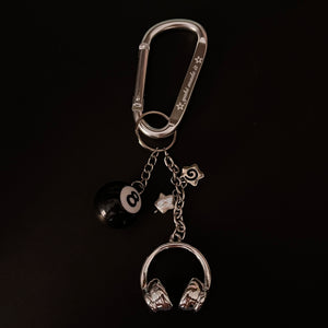“Yuki” carabiner charm