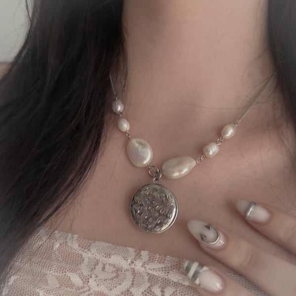 “Childhood memory” locket necklace