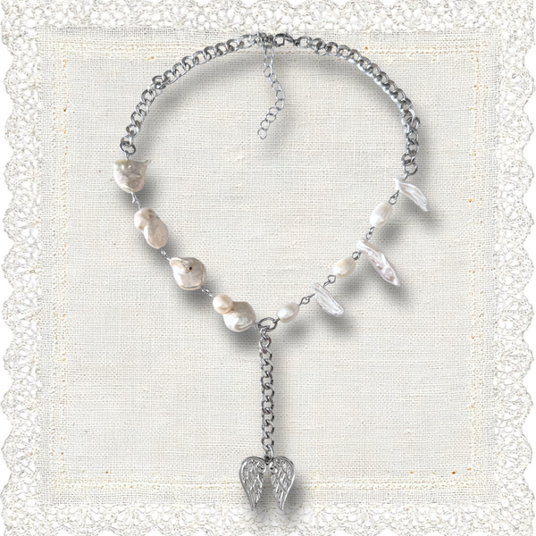 “Guardian angel” necklace