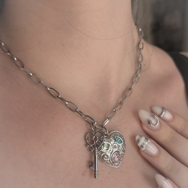 “Dear diary” necklace