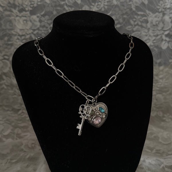 “Dear diary” necklace