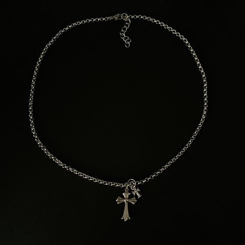 “Double cross” necklace