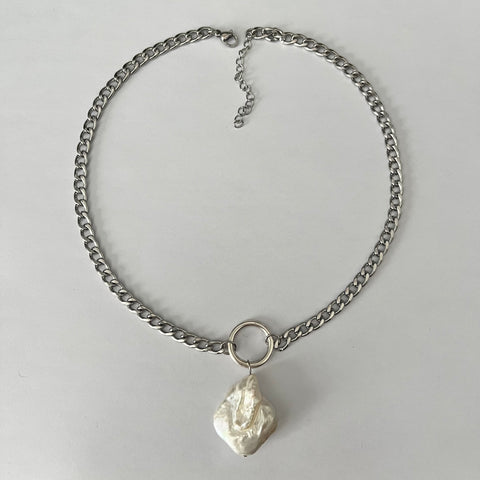 “Moonlit” necklace